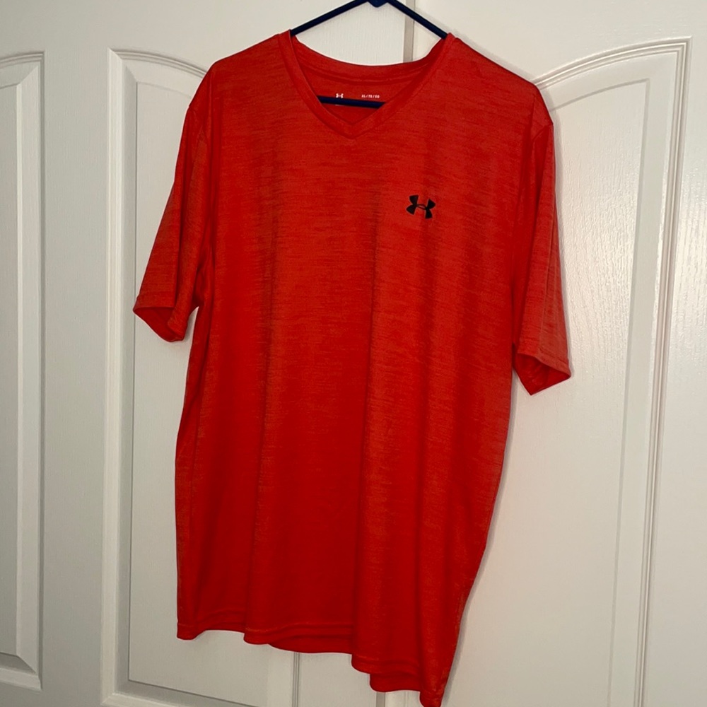 Under Armour Heatgear shirt